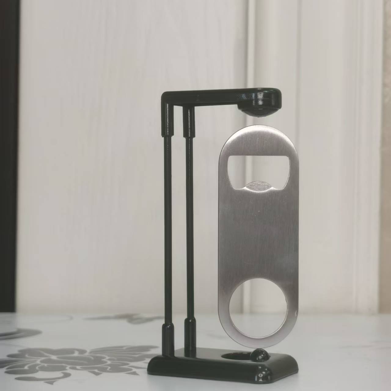 Home Bar Setup - Pembuka Botol Levitasi Magnetik untuk Bir,